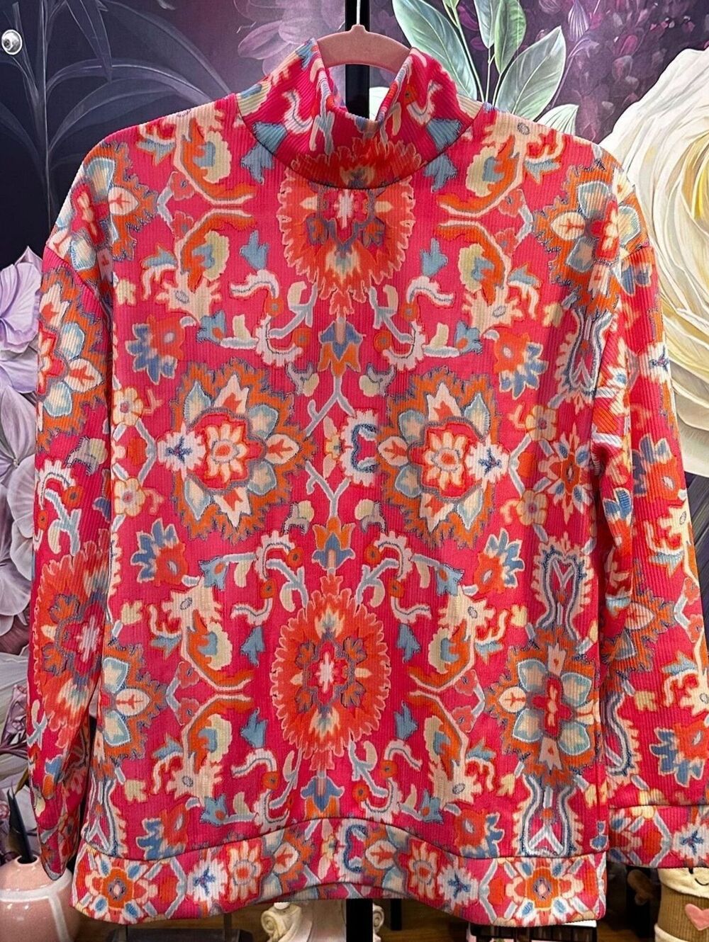 Women’s M Retro Boho Ribbed Turtleneck Vibrant Sweatshirt Floral Paisley Print